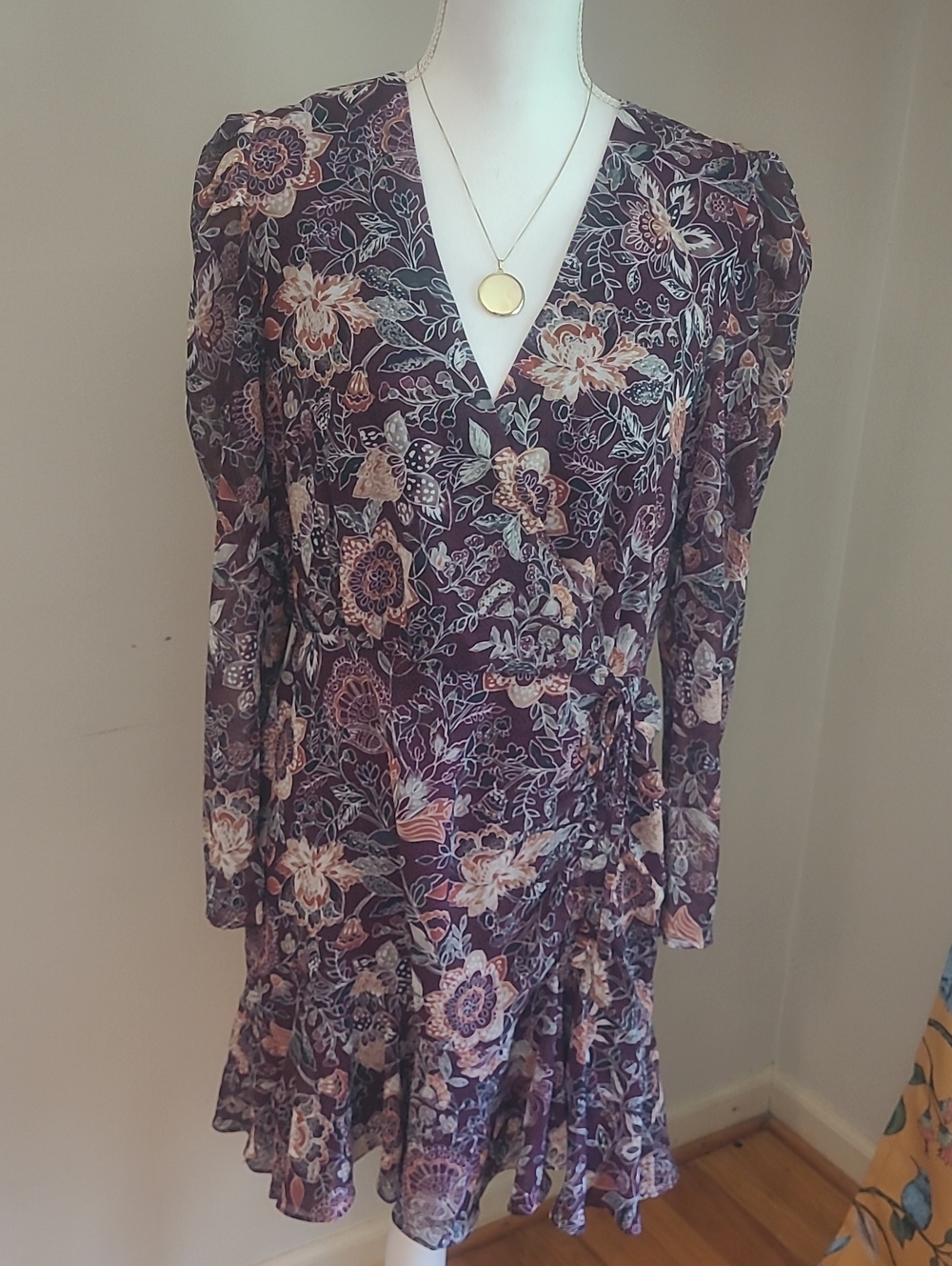 BB Dakota by Steve Madden. Fancy That Dress. Size L - Picture 2 of 8